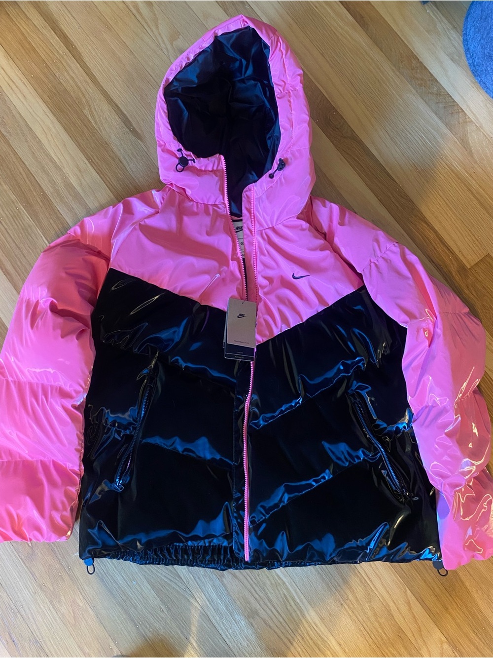 Size XL - NEW With Tags Nike Therma-Fit Shine Puffer Jacket Pink Black Women's